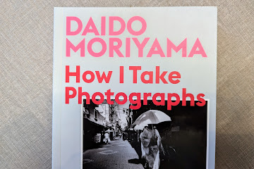 Daido Moriyama: Der Meister der Straßenfotografie